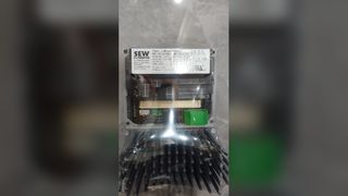  SEW MOVIMOT® MM15D-503-00 – Compact Decentralized Drive for Smart Automation